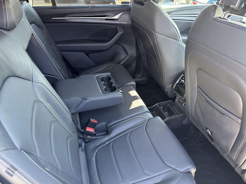 Škoda Kodiaq (2024) 2.0 TDI 4x4 DSG Exclusive Sele - fotka 10 z 36