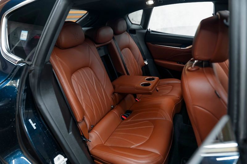 Maserati Levante GranLusso - fotka 20 z 24