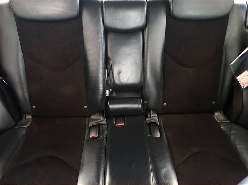 Toyota RAV4 (2011) 2.2 D-4D, 4X4, Tempomat - fotka 10 z 17