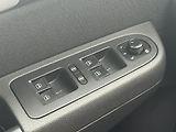 Volkswagen Sharan (2017) 2.0TDi 110kW 4M Highline 7míst - náhled 28