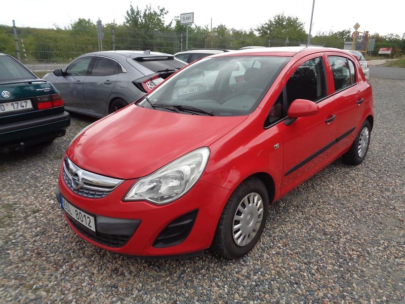 Opel Corsa 1,2 - fotka 7 z 18