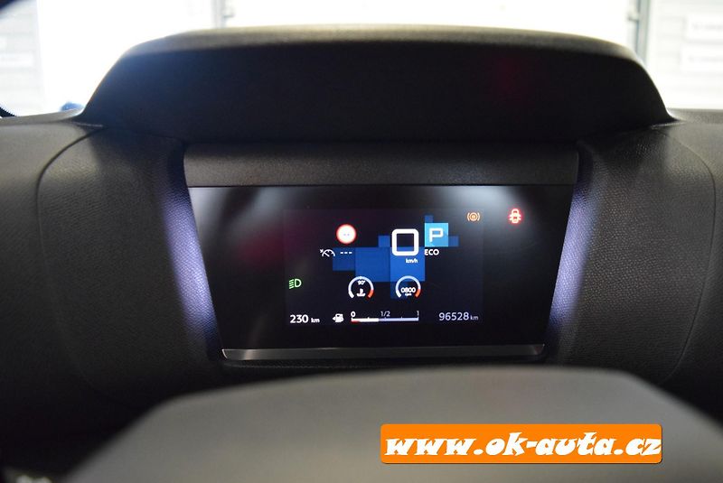 Citroën C4 X 1.2 PURETECH PACK 96 kW. - fotka 50 z 62