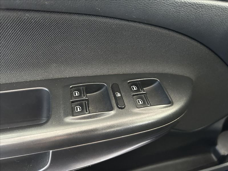 Škoda Octavia 1,6   MPI,LPG,KŮŽE - fotka 10 z 24