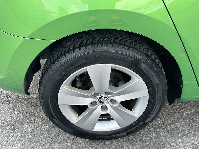 Škoda Rapid (2016) Spaceback 1.2TSI/66kW 1.Maj.  - fotka 32 z 35