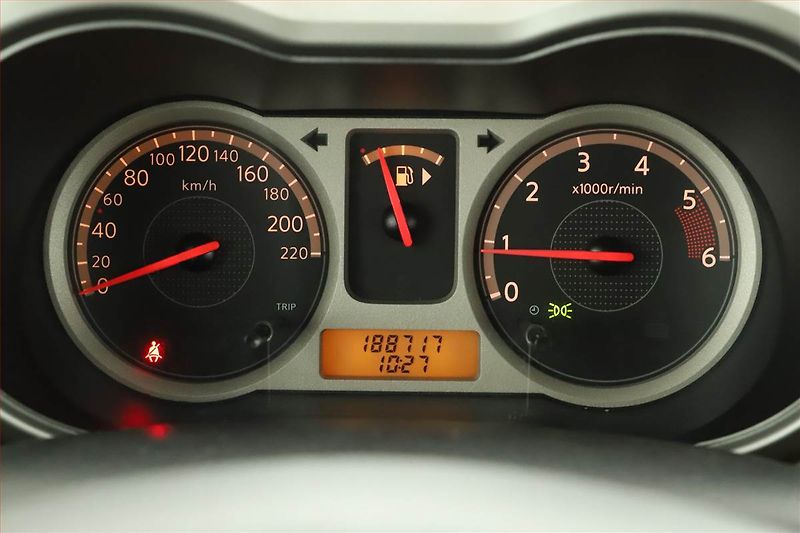 Nissan Note (2006) 1.5 dCi, jezdí výborně - fotka 8 z 15