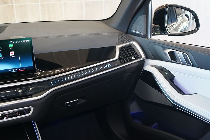 BMW X5 40d xDrive, Harman/Kardon, HUD - fotka 50 z 50