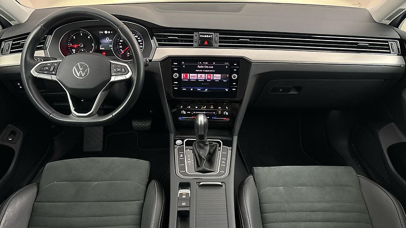 Volkswagen Passat 2.0 TDI DSG Elegance Variant - fotka 8 z 26