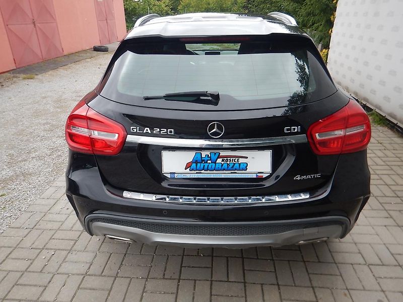 Mercedes-Benz GLA 220 CDI 4MATIC AMG AUTOMAT - fotka 5 z 33