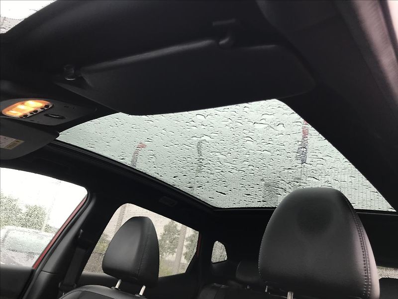 Nissan Qashqai 1,6 96kw   PANORAM - fotka 13 z 13