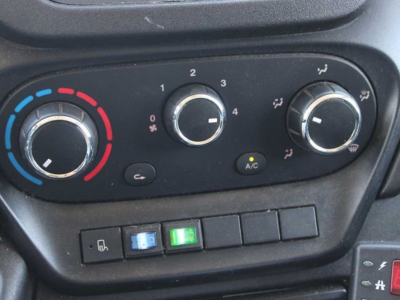 Iveco DAILY 70C17, CARRIER XARIOS 30 - fotka 12 z 19