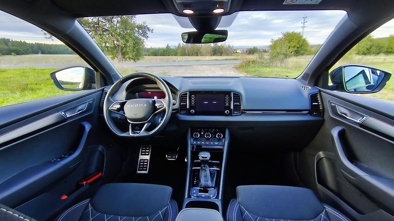 Škoda Karoq (2025) Sportline 1.5TSi DSG tažné - fotka 9 z 21