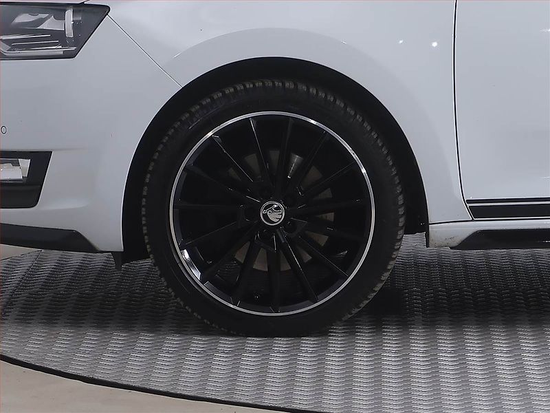 Škoda Rapid (2018) Monte Carlo 1.0 TSI, Bi-Xenony - fotka 14 z 19