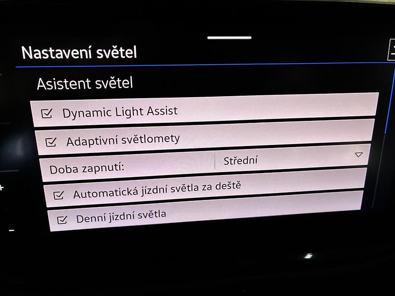 Volkswagen Tiguan Allspace 2,0 4 MOTION,TAŽNÉ,KAMERA 360 - fotka 33 z 34