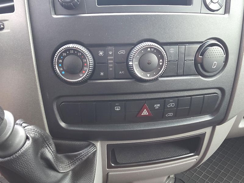 Mercedes-Benz Sprinter 314 CDi  Tourer 4x4 - fotka 20 z 22