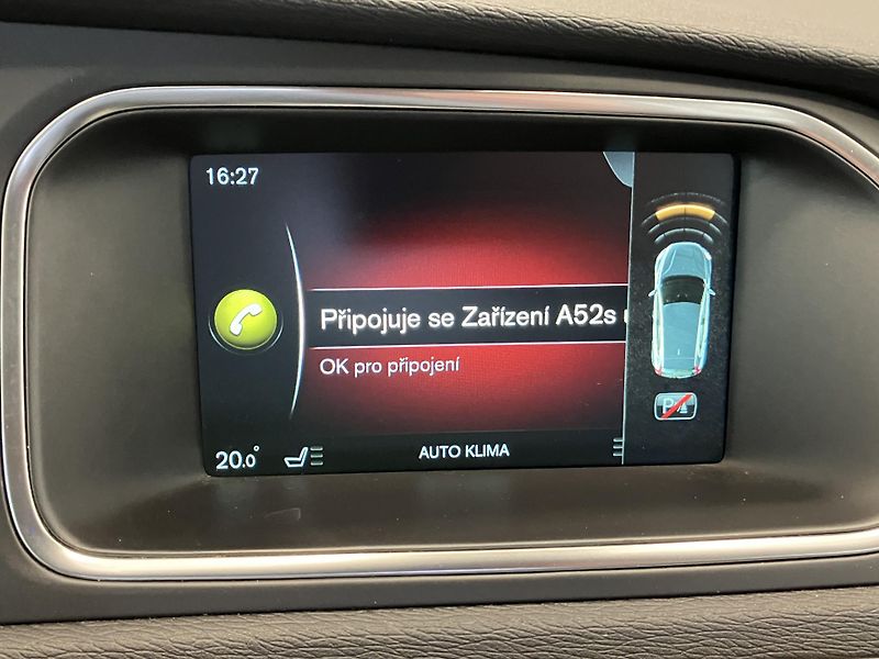 Volvo V40 T3 FWD Summum, MT6 - fotka 32 z 42