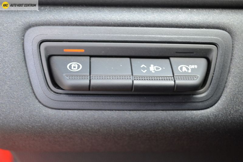 Renault Captur techno mild hybrid 140 - fotka 26 z 52