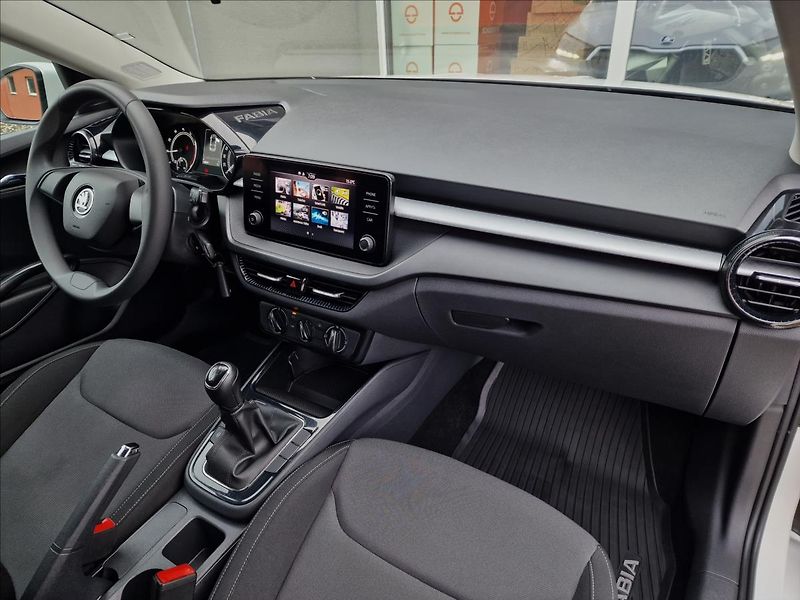 Škoda Fabia 1.0TSI Ambition,ČR,1.Majitel - fotka 13 z 50