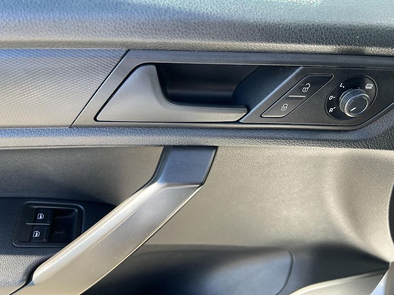 Volkswagen Caddy (2019) 2,0TDi 55kW - fotka 19 z 25