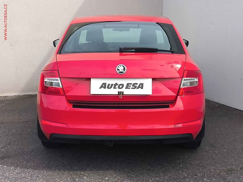 Škoda Octavia (2013) 2.0 TDi, Ambition, STK8/28 - fotka 5 z 16