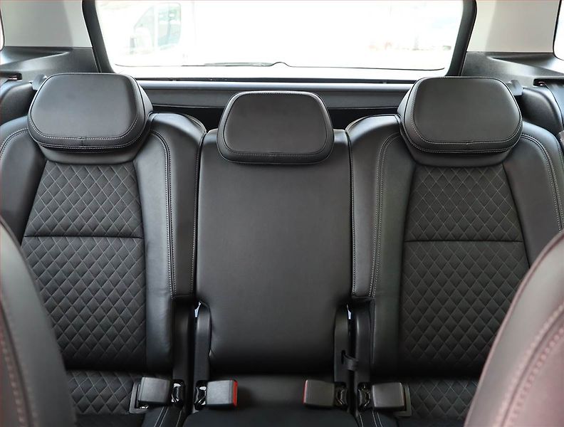 Škoda Karoq (2018) Style Plus 1.5 TSI - fotka 10 z 19