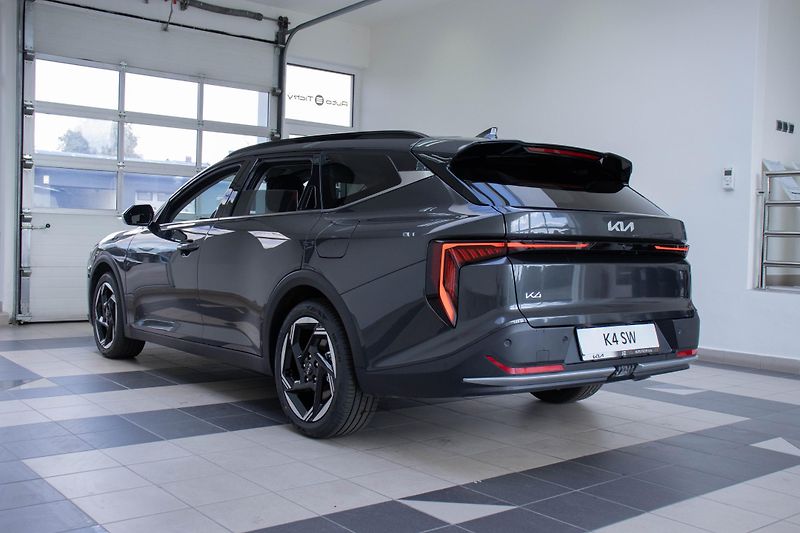 Kia K4 Sportswagon 1,6 T-GDi GPF 7DCT TOP - fotka 6 z 16