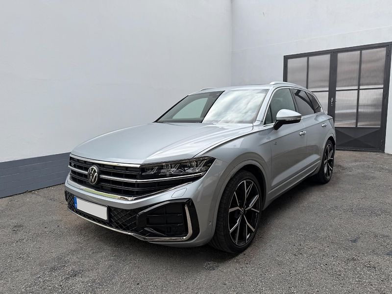 Volkswagen Touareg R-Line V6 3.0 TDI - fotografie inzerátu