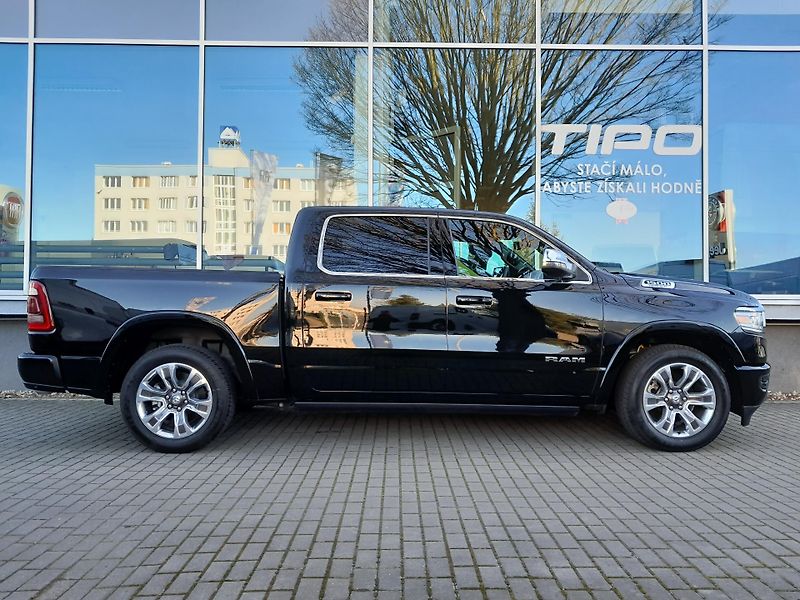 Dodge RAM (2025) 1500, 5.7 V8  Longhorn MY24 - fotka 5 z 41