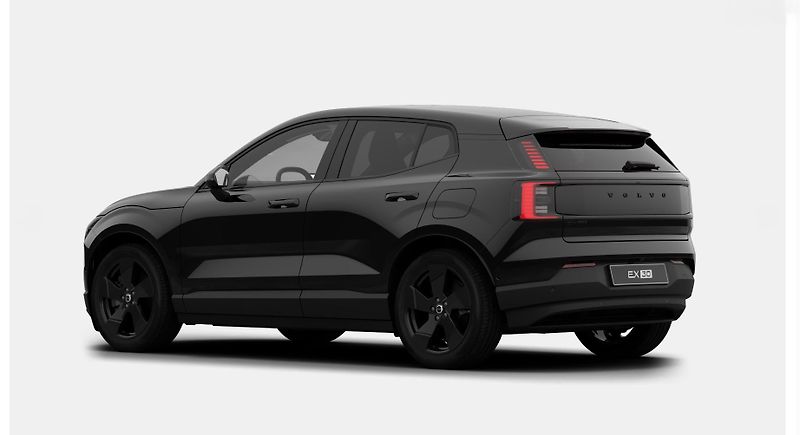 Volvo EX30 (2026) P8 AWD BLACK EDITION ULTRA AUT - fotka 3 z 14
