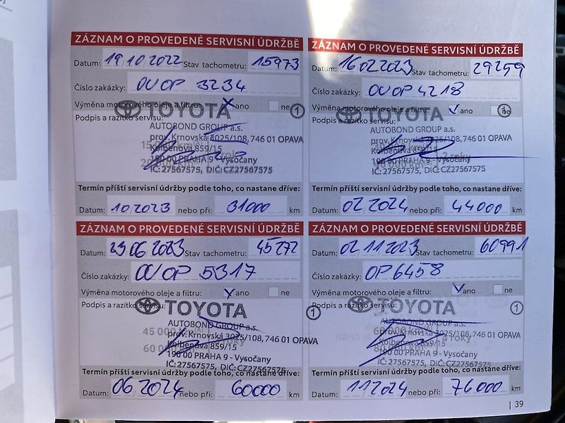 Toyota Corolla 1.8HSD, ČR-1m, StyleTech, DPH - fotka 15 z 17