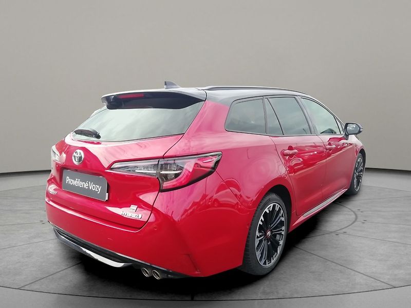 Toyota Corolla GR-Sport TS 2,0 HEV e-CVT - fotka 2 z 21