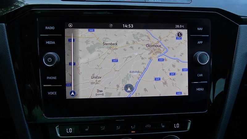 Volkswagen Arteon 2.0 Tdi Bmt 140kw Dsg Elegance - fotka 29 z 38