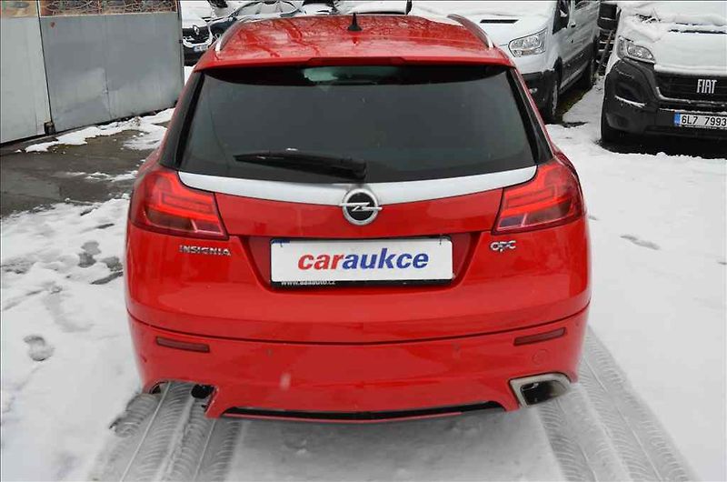 Opel Insignia (2011) ST 2,8 OPC 4X4 - fotka 5 z 25