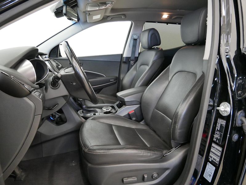Hyundai Santa Fe - fotka 12 z 27