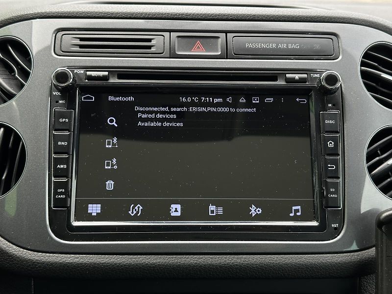 Volkswagen Tiguan 2.0TDi 4Motion DSG 140PS Tempo - fotka 27 z 42