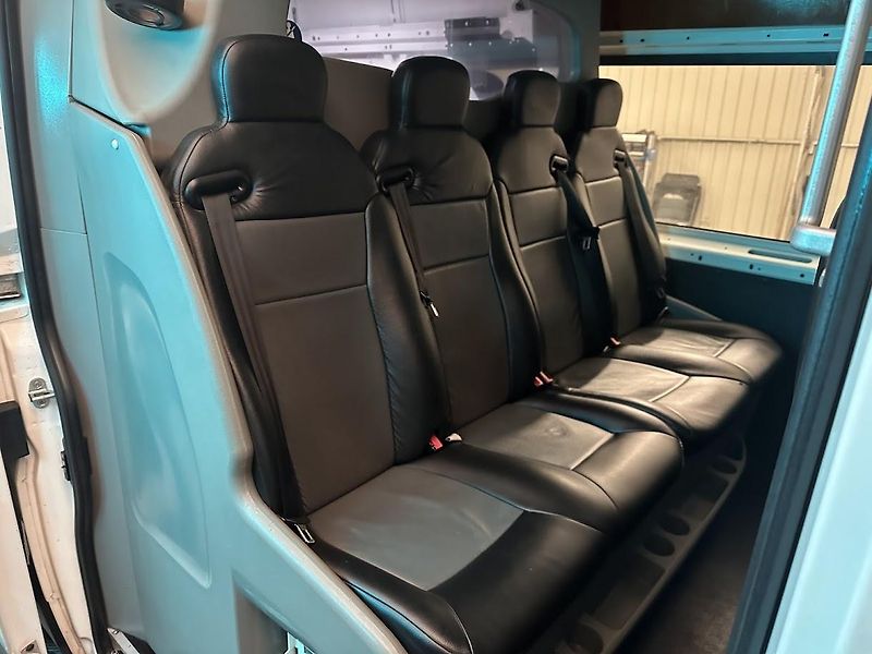 Citroën Jumper (2017) 2,0 HDI L2H2 7 MÍST  - fotka 8 z 12