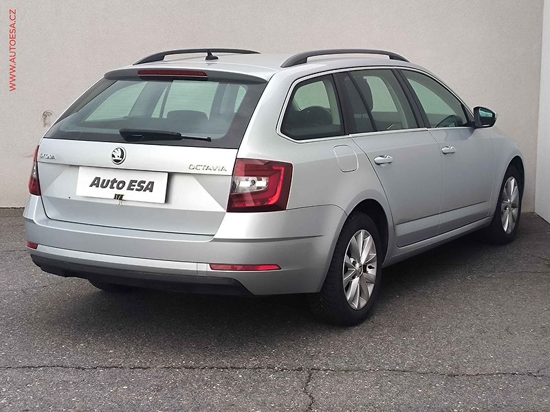 Škoda Octavia (2020) 1.6TDi, 2.maj,ČR, Style, LED - fotka 4 z 21