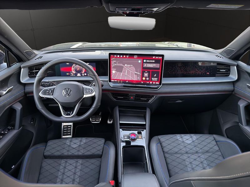 Volkswagen Tayron (2025) R-LINE Harman Kardon PANORAMA - fotka 14 z 27