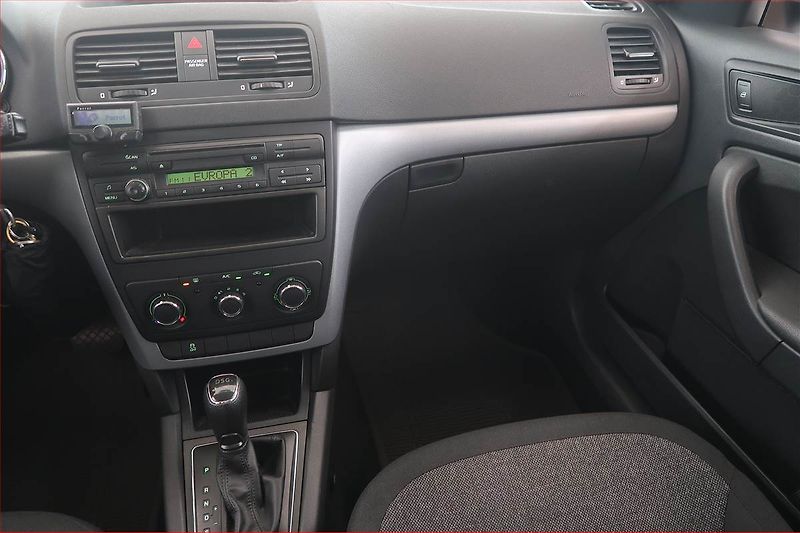 Škoda Yeti (2014) 1.4 TSI, Automat - fotka 8 z 15