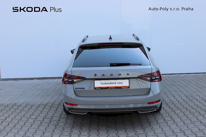 Škoda Superb (2024) Combi SportLine 2.0 TDI 110 kw - fotka 9 z 25