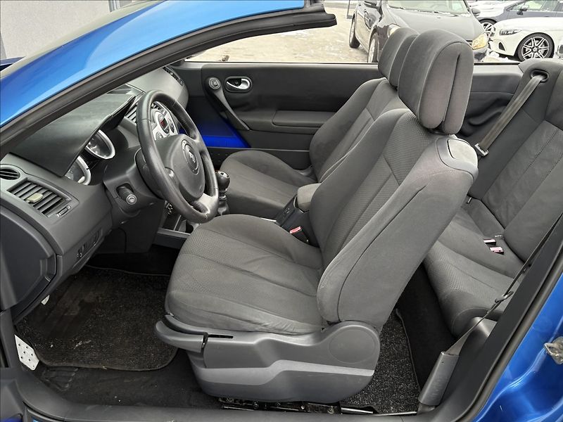 Renault Mégane 2,0 i 99 KW KABRIOLET - fotka 14 z 21