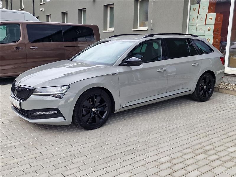 Škoda Superb 2.0TDI 140kW DSG SportLine ,ČR - fotka 6 z 50