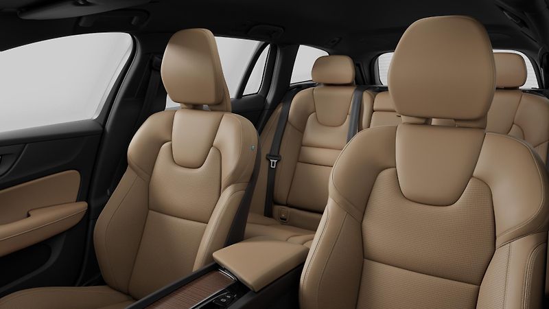 Volvo V60 (2026) B4 AUT BRIGHT PLUS - fotka 8 z 10