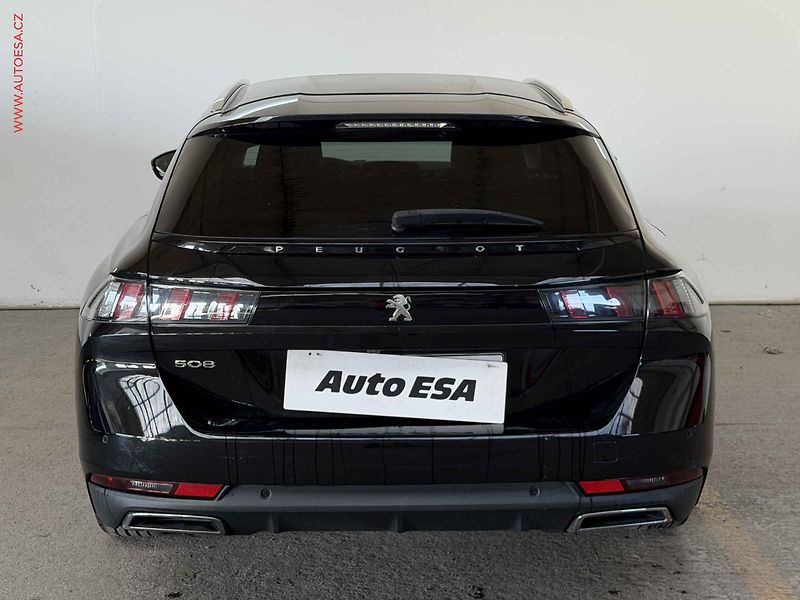 Peugeot 508 (2019) 1.5 HDi, Allure, AT, navi, AC - fotka 5 z 17