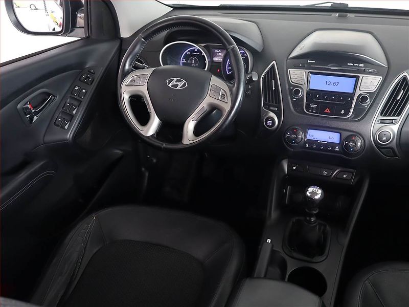 Hyundai ix35 (2013) 2.0 CRDi, 4X4, Tempomat - fotka 7 z 22