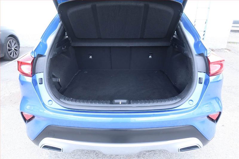 Kia XCeed (2020) 1.6 CRDi, Automat, Serv.kniha - fotka 14 z 26