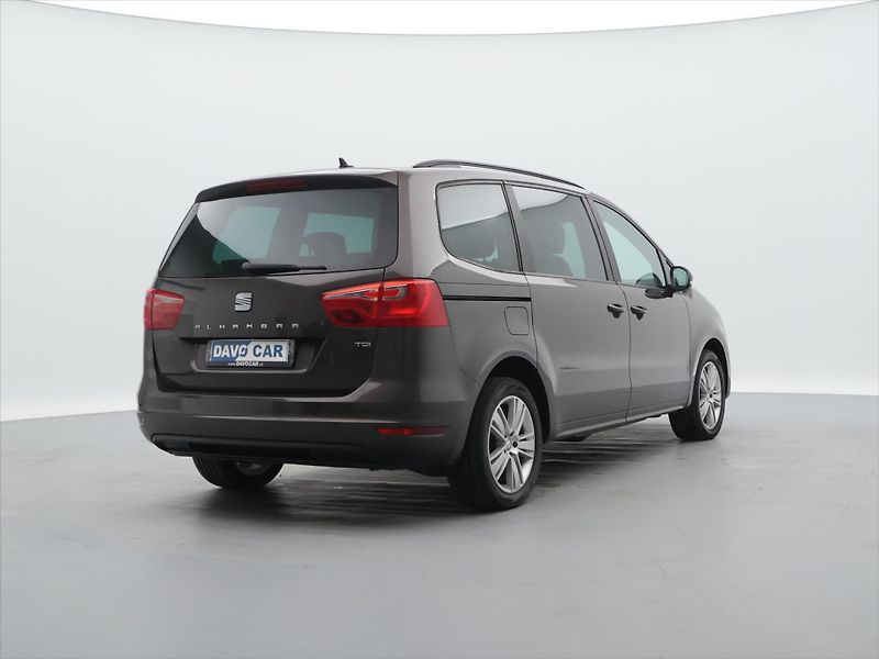 Seat Alhambra 2,0 TDI 103kW DSG Style 7-Míst - fotka 7 z 41