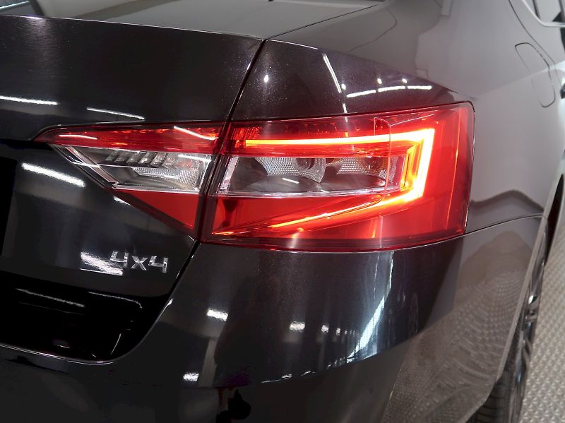 Škoda Superb (2022) STYLE 2.0TDI 147KW 4x4 DSG - fotka 11 z 41