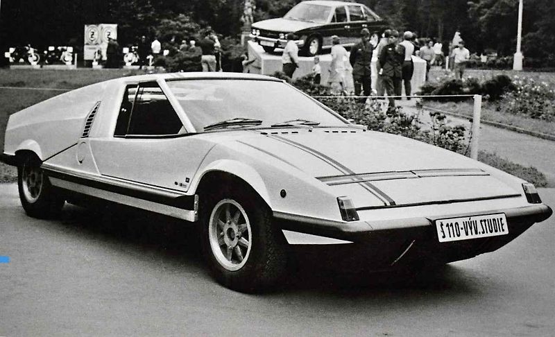 Škoda Supersport ve válečných barvách