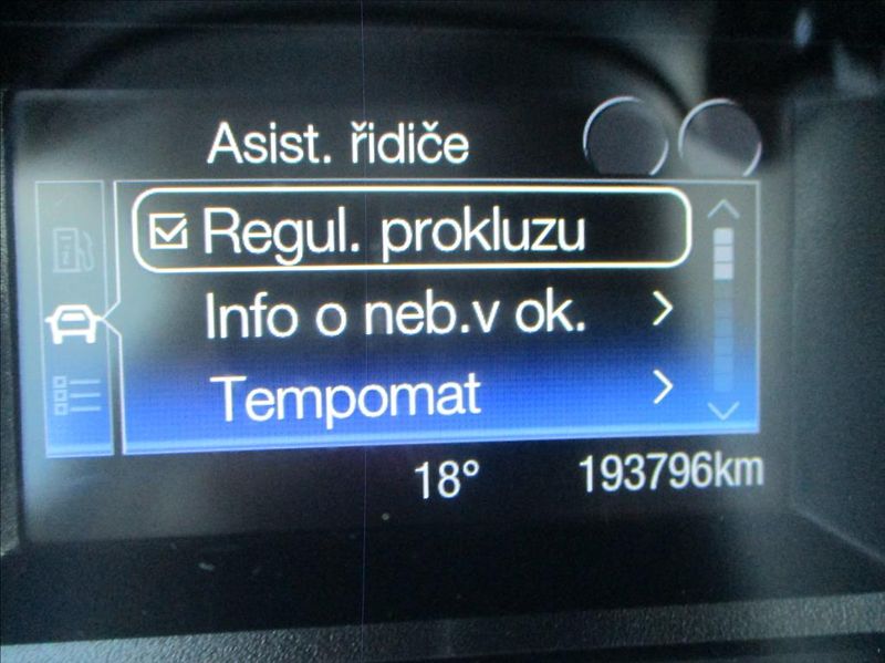Ford S-MAX 2,0 TDCi, NAVI,serviska,tažné, - fotka 32 z 49