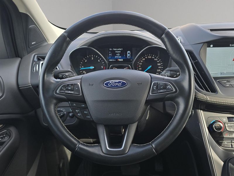 Ford Kuga (2017) Vignale 2.0 TDCi A/T 132kW, 1. - fotka 10 z 29
